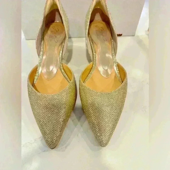 JEWEL Badgley Mischka Women's Dotty Bejeweled Wide Width Heels Gold Size 8.5 - Picture 2 of 11